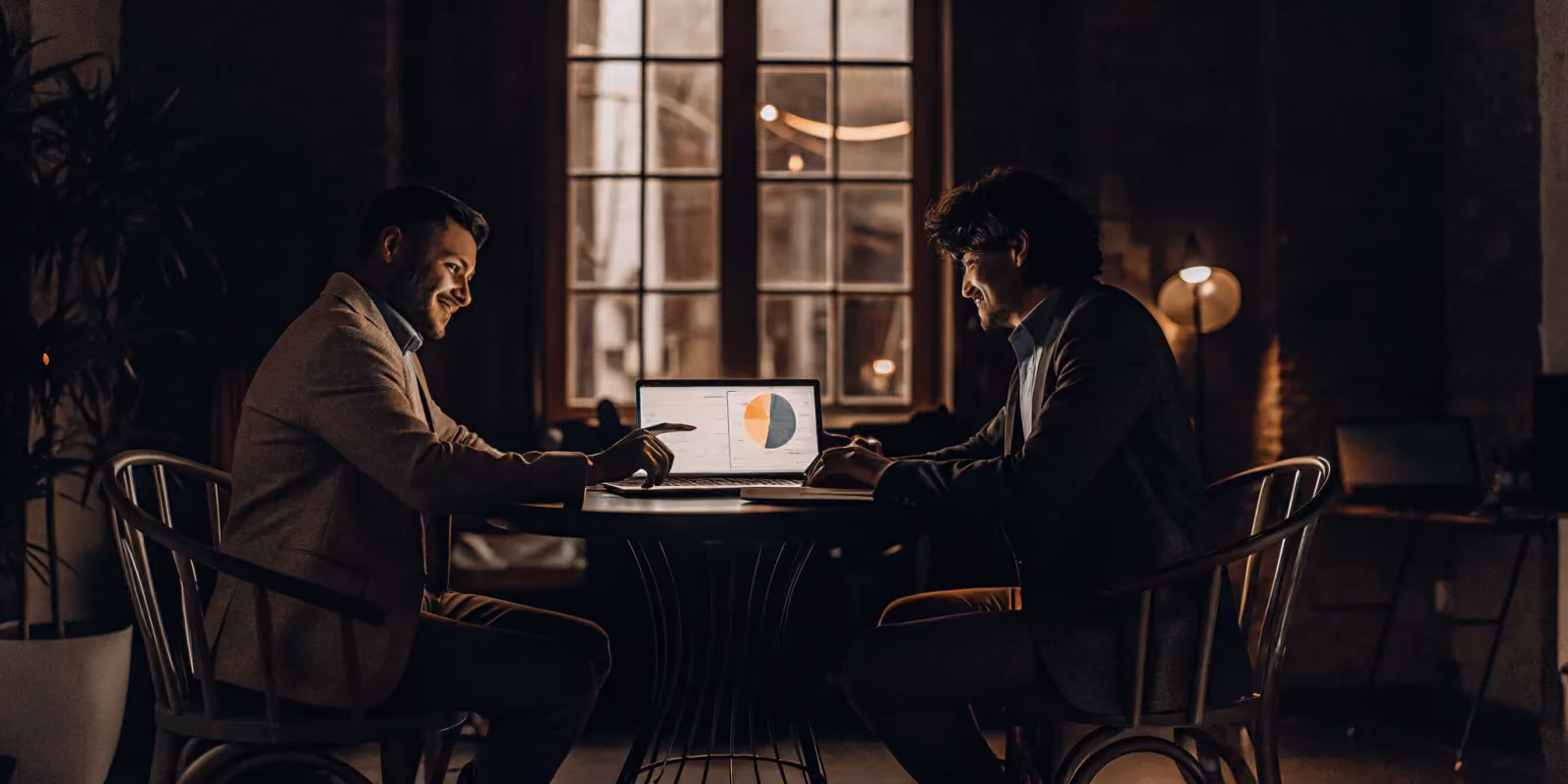 The Essential Guide to Sales & Marketing Alignment