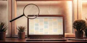 AI-powered keyword tool simplifies keyword research.